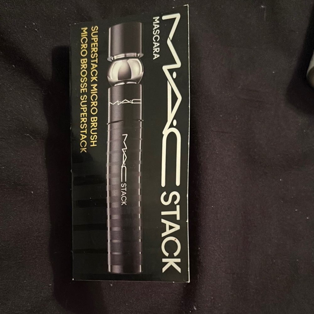 MAC Stack Mascara in Black